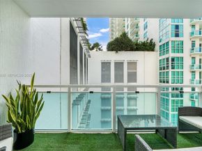 950 Brickell Bay Dr 803, Miami FL 33131