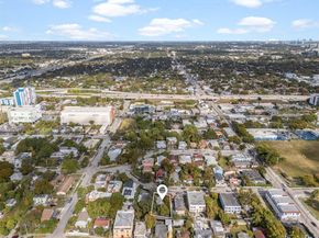 260 NW 34th St, Miami FL 33127