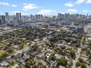 260 NW 34th St, Miami FL 33127