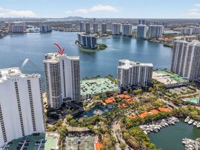 19101 Mystic Pointe Dr 402, Aventura FL 33180