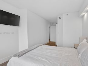 19101 Mystic Pointe Dr 402, Aventura FL 33180