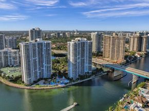 19101 Mystic Pointe Dr 402, Aventura FL 33180