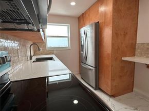 245 18th St 801, Miami Beach FL 33139