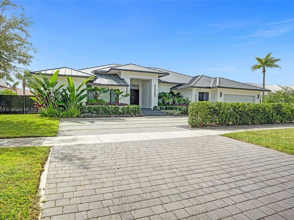 900 Washington St, Hollywood FL 33019