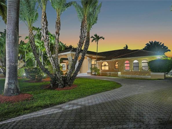 3001 SW 132nd Ave, Miami FL 33175