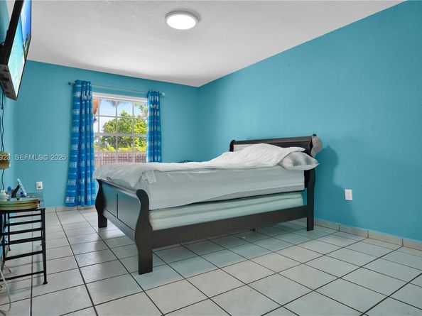 3001 SW 132nd Ave, Miami FL 33175