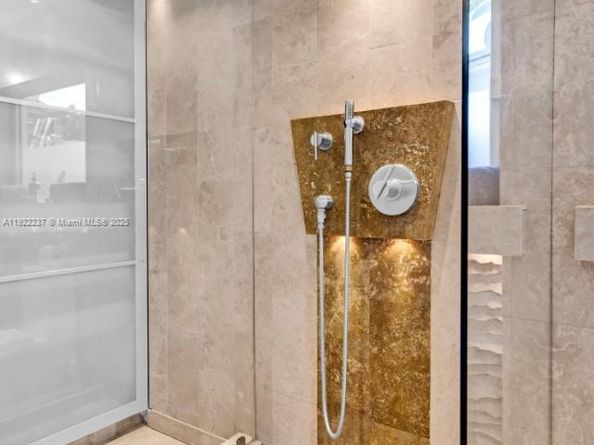 1930 NW 32nd Ct, Oakland Park FL 33309