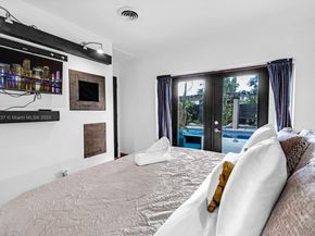 1930 NW 32nd Ct, Oakland Park FL 33309