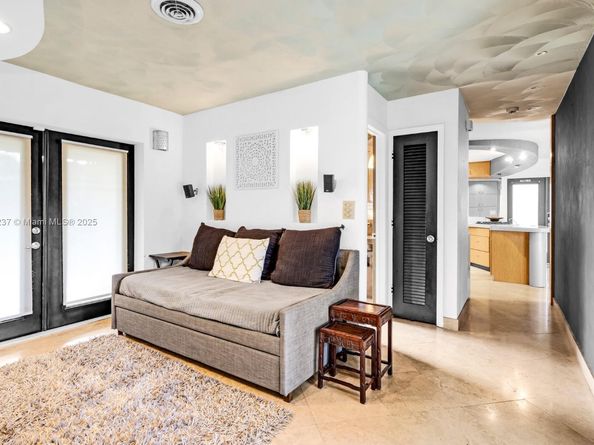 1930 NW 32nd Ct, Oakland Park FL 33309