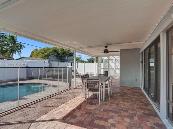 1052 NE 179th Ter, North Miami Beach FL 33162