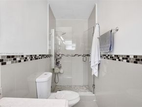1052 NE 179th Ter, North Miami Beach FL 33162