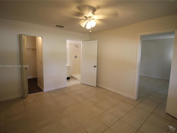 721 NW 103rd Ter 202, Pembroke Pines FL 33026