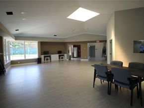 721 NW 103rd Ter 202, Pembroke Pines FL 33026