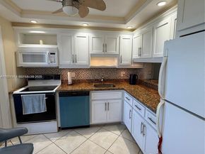 4800 Hillcrest Ln 511, Hollywood FL 33021