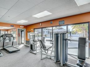 4800 Hillcrest Ln 511, Hollywood FL 33021