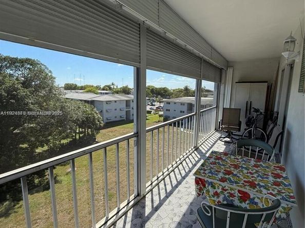 4800 Hillcrest Ln 511, Hollywood FL 33021