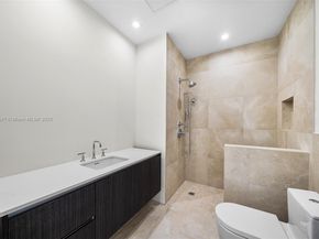 275 Giralda Ave 6AB, Coral Gables FL 33134