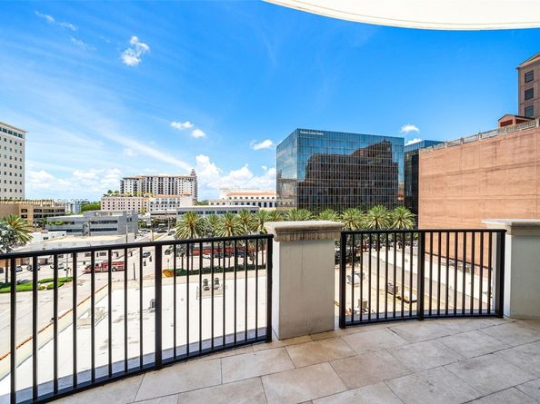 275 Giralda Ave 6AB, Coral Gables FL 33134