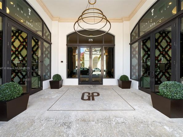 275 Giralda Ave 6AB, Coral Gables FL 33134