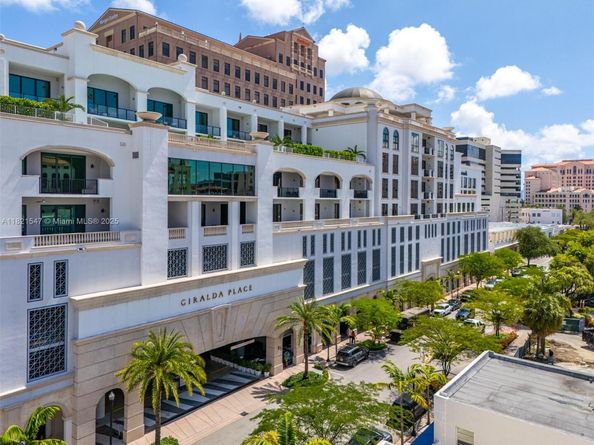 275 Giralda Ave 6AB, Coral Gables FL 33134