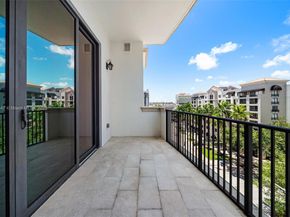 275 Giralda Ave 6AB, Coral Gables FL 33134