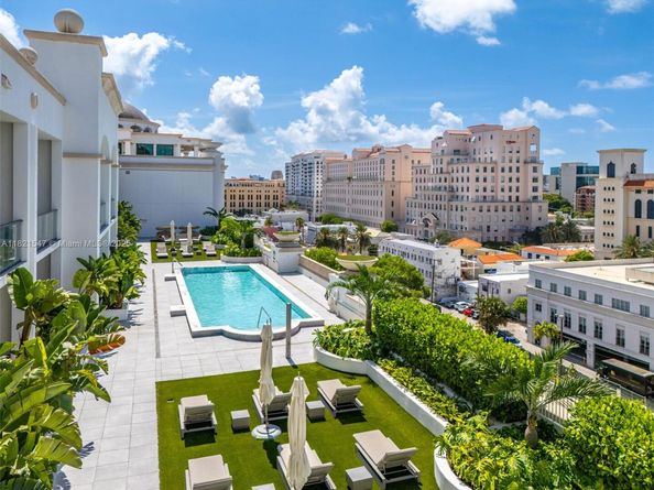 275 Giralda Ave 6AB, Coral Gables FL 33134