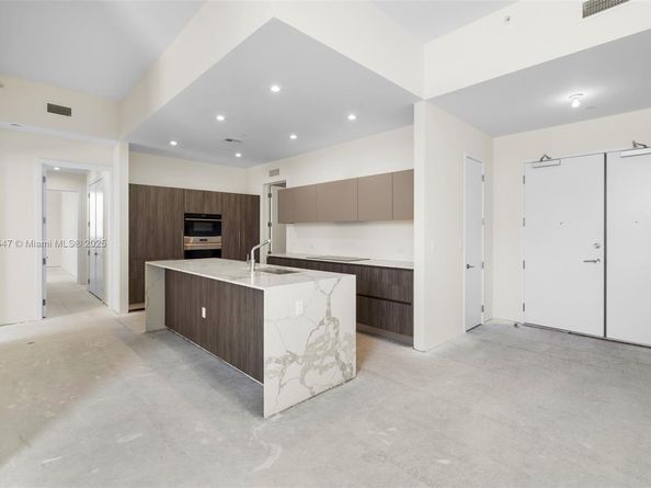 275 Giralda Ave 6AB, Coral Gables FL 33134