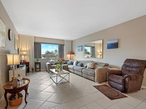 400 S Cypress Rd 424, Pompano Beach FL 33060