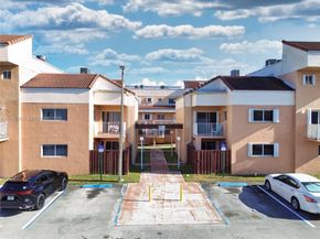 14911 SW 80th St 221, Miami FL 33193