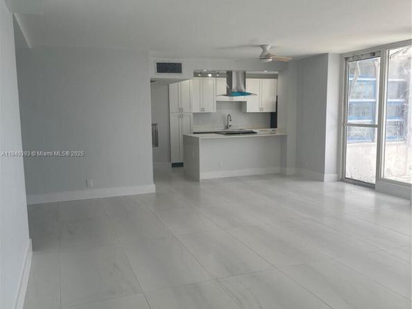 4280 Galt Ocean Dr 17C, Fort Lauderdale FL 33308