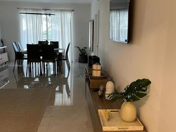 10750 NW 66th St 410, Doral FL 33178