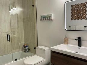 10750 NW 66th St 410, Doral FL 33178