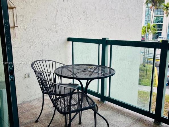 2075 SW 122nd Ave 227, Miami FL 33175