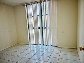 2075 SW 122nd Ave 227, Miami FL 33175