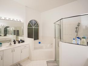 961 NE 36th Ave, Homestead FL 33033