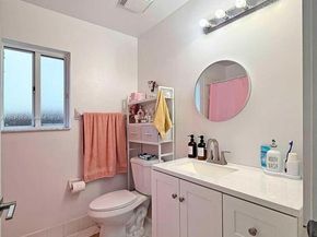 961 NE 36th Ave, Homestead FL 33033