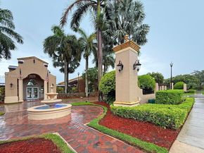 961 NE 36th Ave, Homestead FL 33033