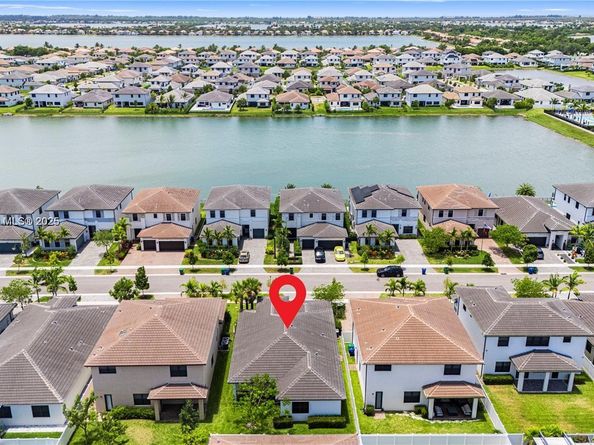 4407 SW 175th Ave, Miramar FL 33029