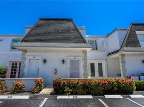 928 NE 27th Ave, Hallandale Beach FL 33009