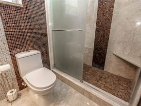 928 NE 27th Ave, Hallandale Beach FL 33009