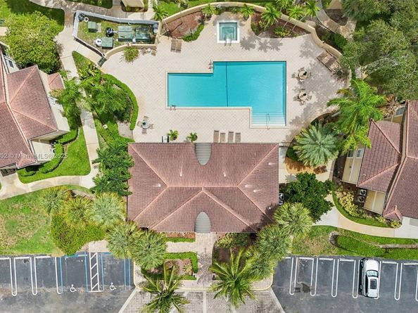 915 Riverside Dr 523, Coral Springs FL 33071