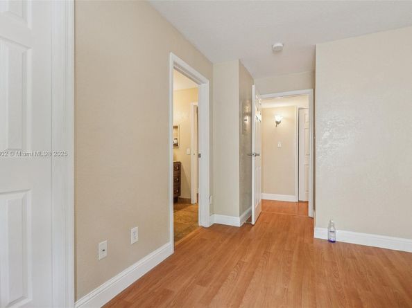915 Riverside Dr 523, Coral Springs FL 33071