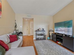 915 Riverside Dr 523, Coral Springs FL 33071