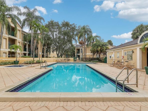 915 Riverside Dr 523, Coral Springs FL 33071