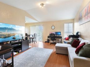 915 Riverside Dr 523, Coral Springs FL 33071
