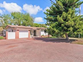 6385 SW 25th St, Miami FL 33155