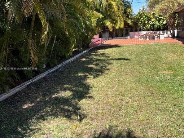 6385 SW 25th St, Miami FL 33155
