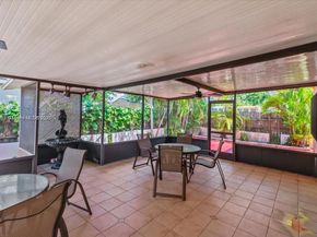 6385 SW 25th St, Miami FL 33155