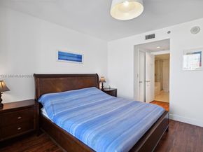 50 Biscayne Blvd 2111, Miami FL 33132