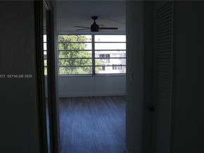 1301 NE 191st St F407, Miami FL 33179